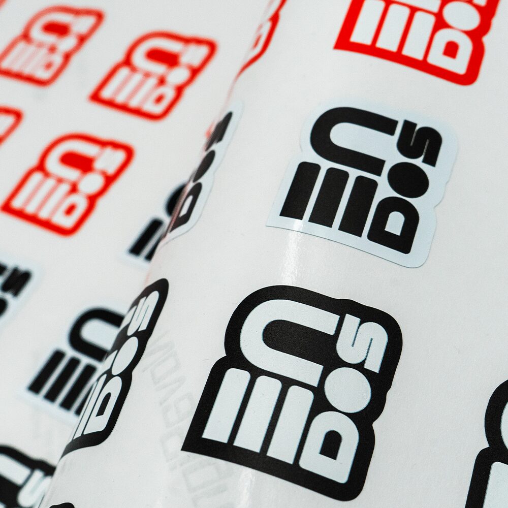 Etiqueta en vinilo blanco con tinta eco solvente - Imagen 2